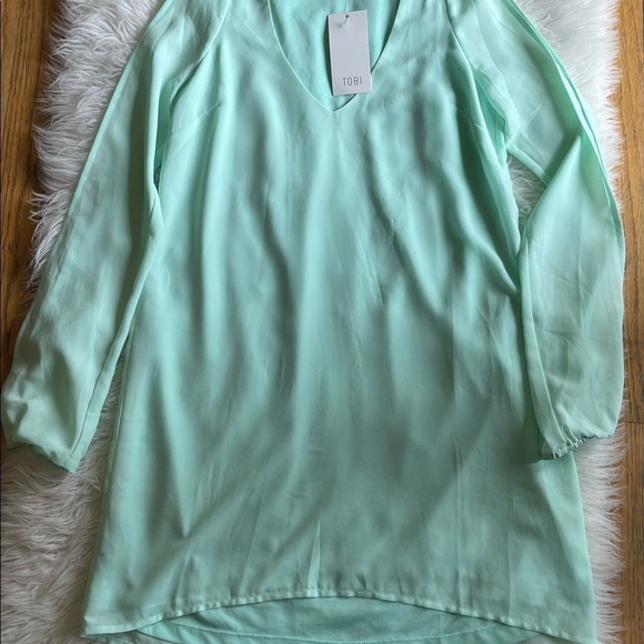 Tobi Woman’s Size XS Mint Green Cold Shoulder Dress NWT - Picture 7 of 11